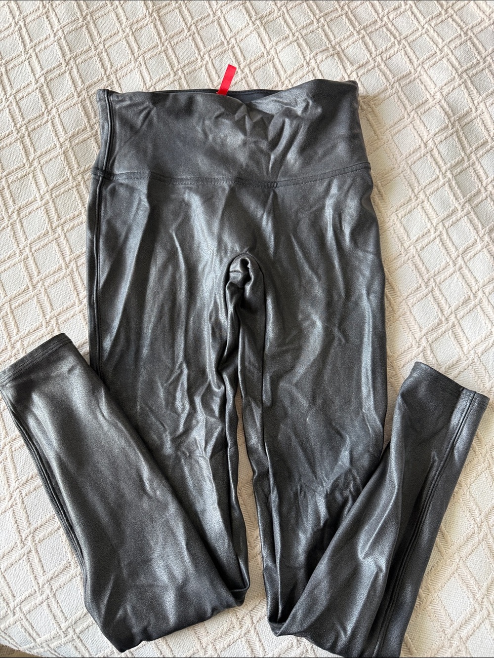 SPANX Faux Leather Look Leggings in Black NEVER WORN!